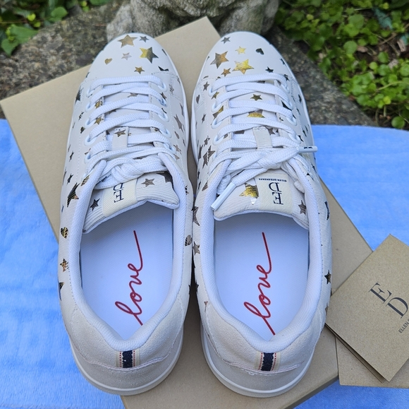 Ellen Degeneres Chapastar Sneakers White Leather Gold Star Print 9M & 9-1/2 NWT - Picture 12 of 16